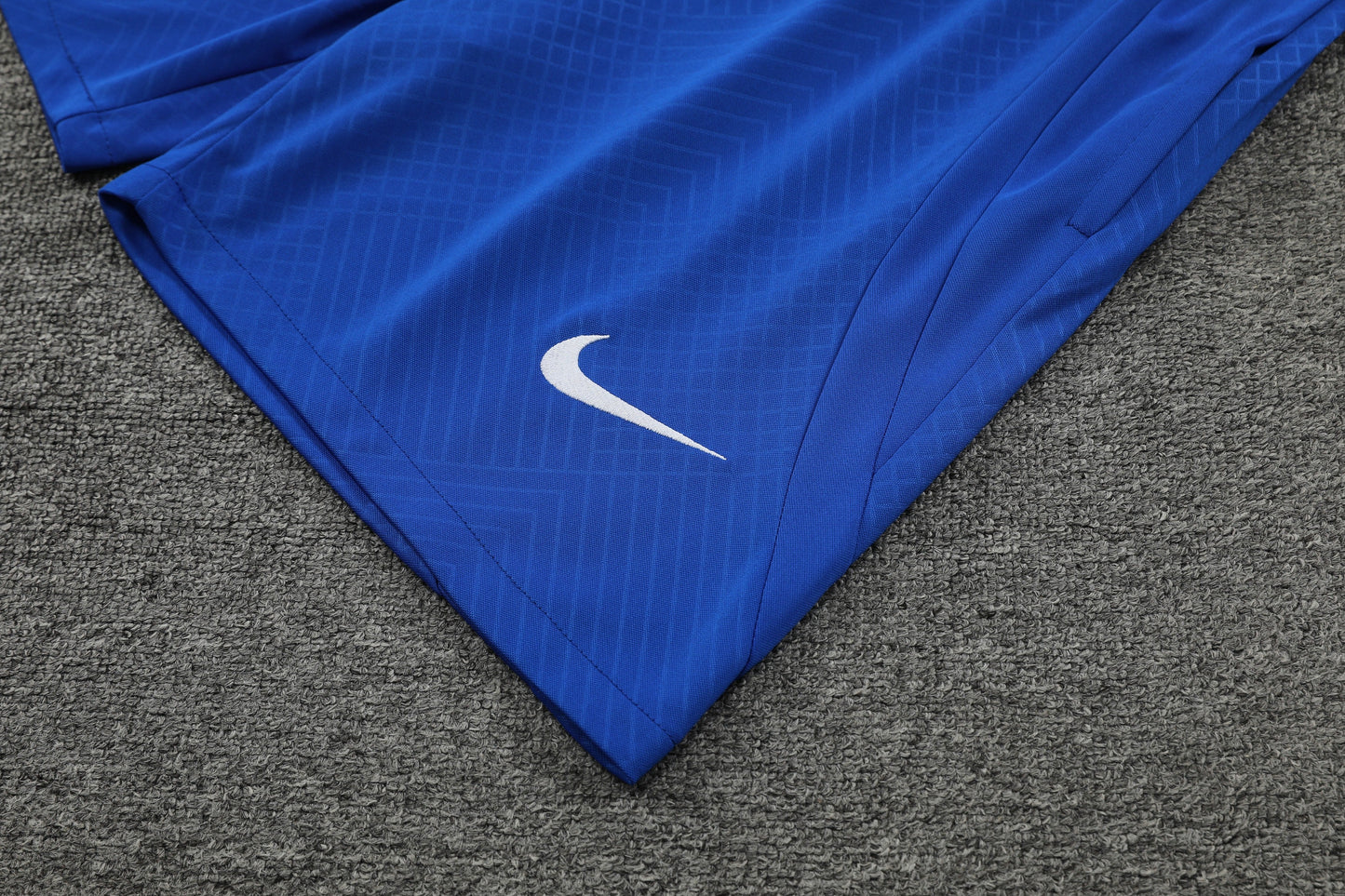 24/25 Barcelona Training Equipment