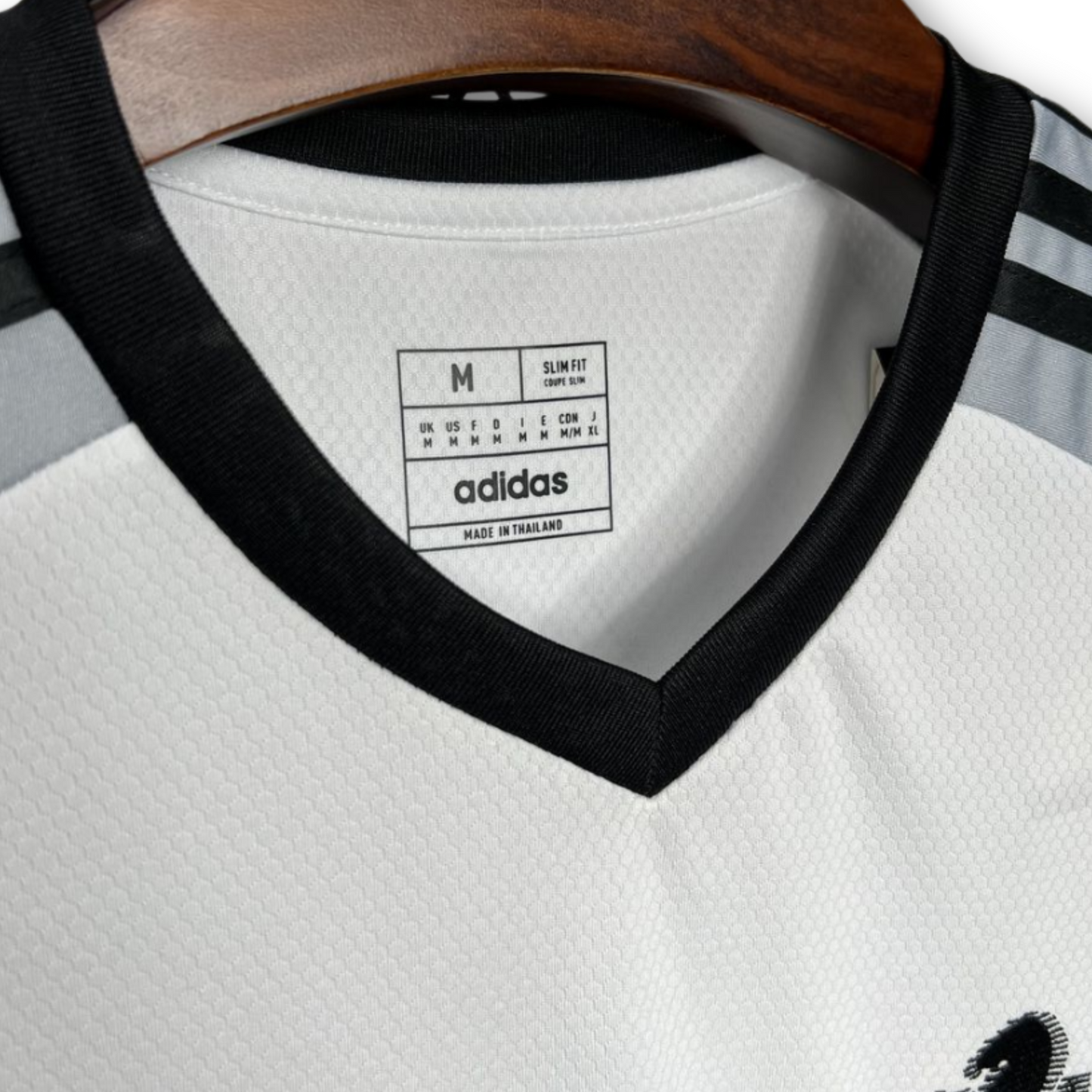 Juventus 24/25 Pre-match Warm-up T-Shirt