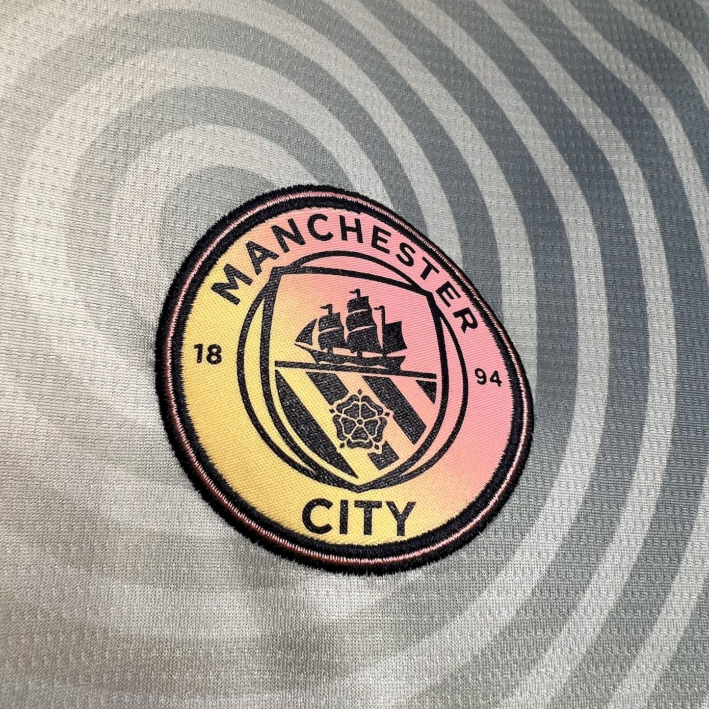 Fourth Manchester City 24/25 Shirt