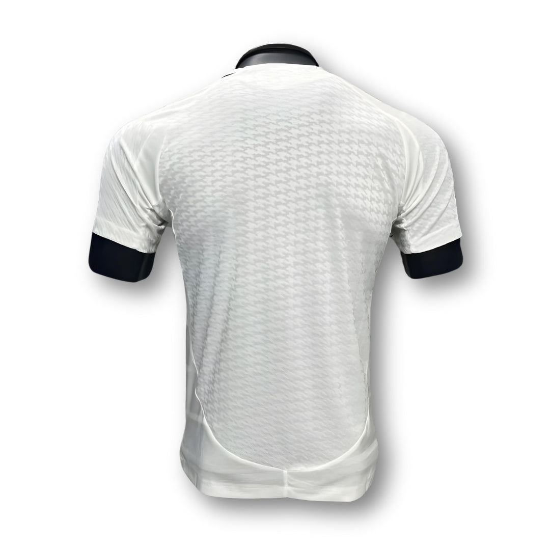 Joueur du Real Madrid Version 24/25