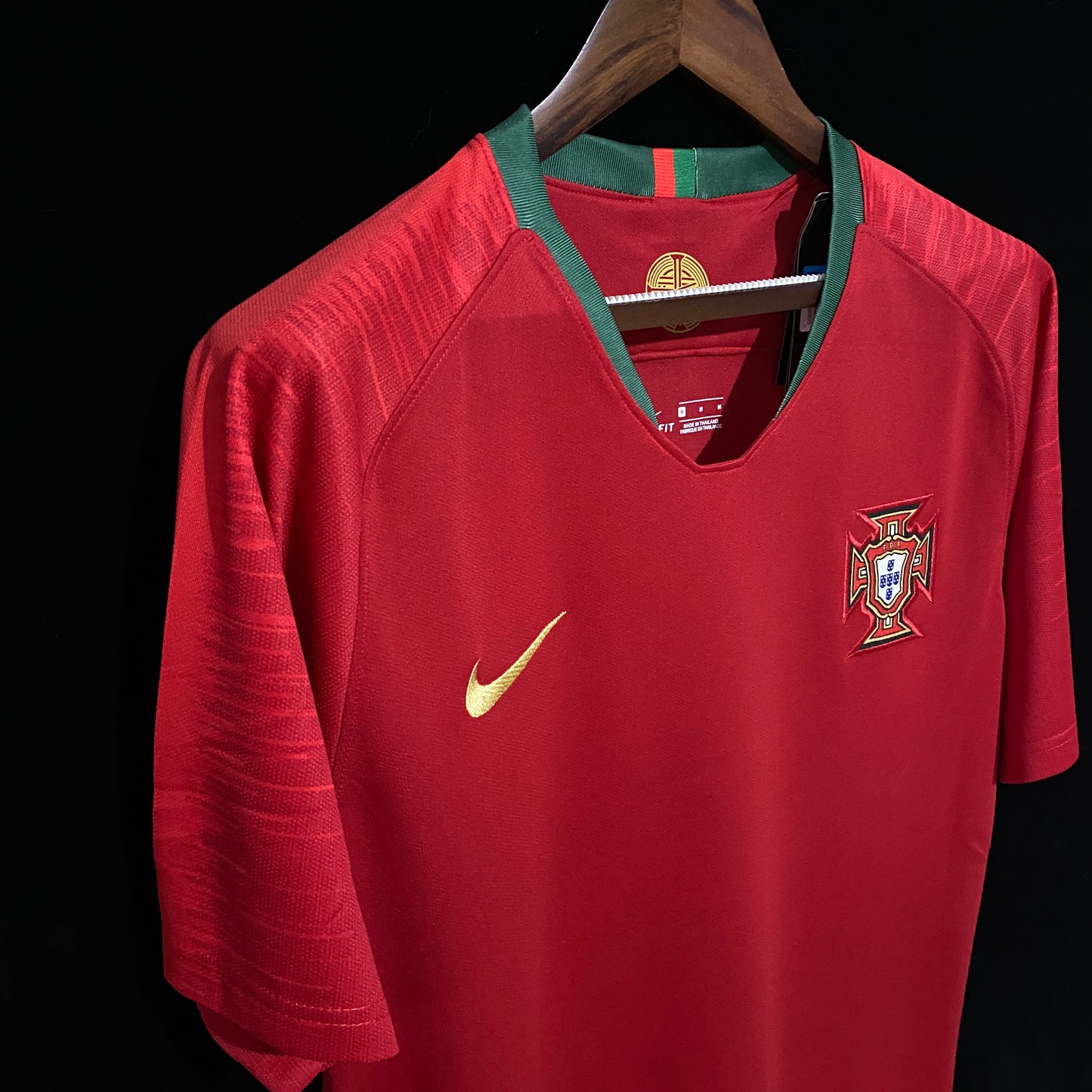 Camisola principal Portugal 2018