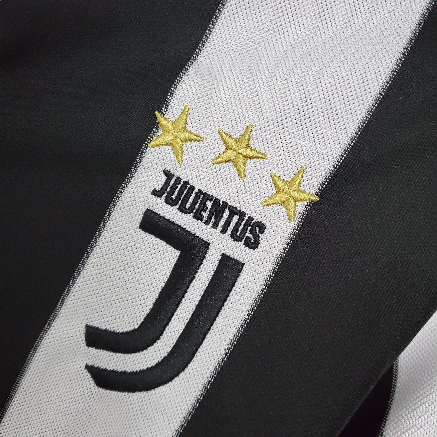 Camisola Retro Juventus 17/18